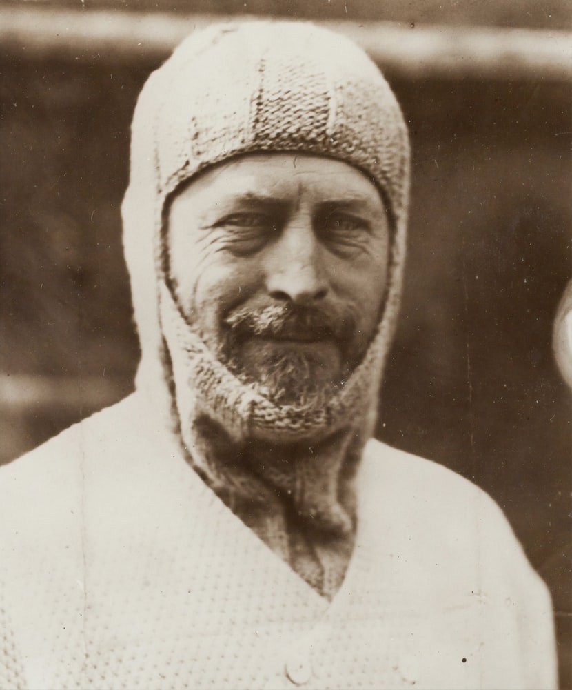 Photo 1578402383212 D1794a46feeb