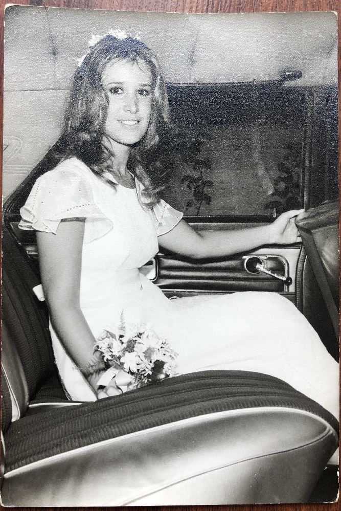 Umbraco.Web.PublishedModels.Image.Alt