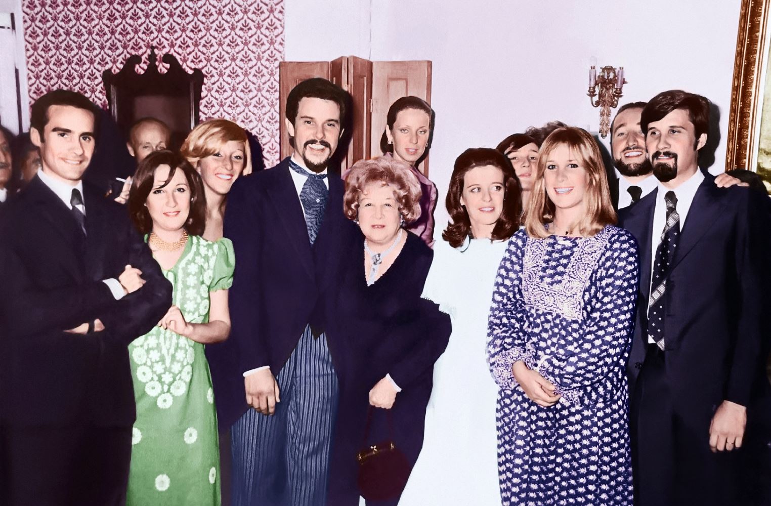 Umbraco.Web.PublishedModels.Image.Alt