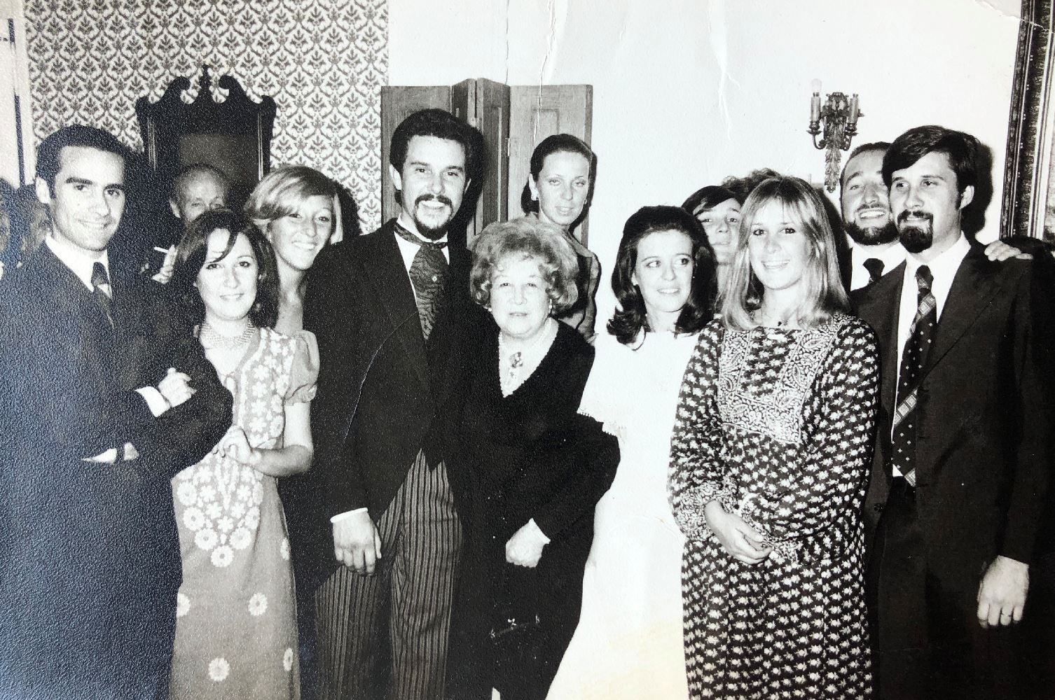 Umbraco.Web.PublishedModels.Image.Alt